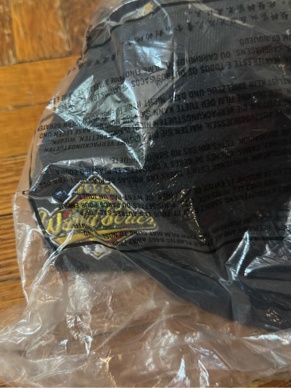 Kith x New Era 10th Anniversary Yankees Hat - Picture 2 of 4